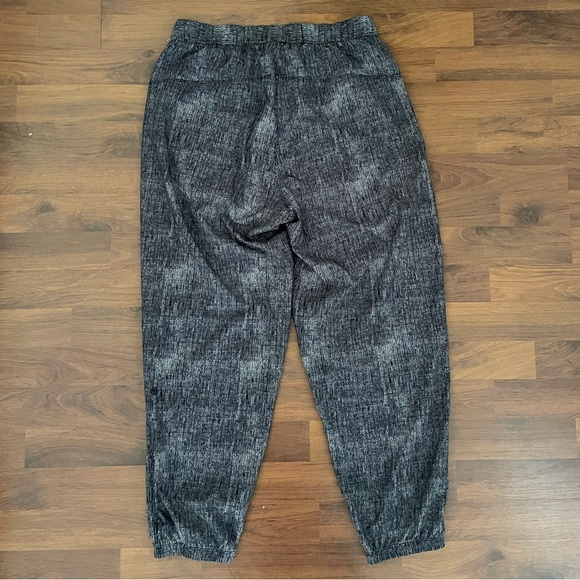 Lululemon Rollin’ with My Omies Pant / Joggers with Swift Ultra Light Fabric - Picture 3 of 7